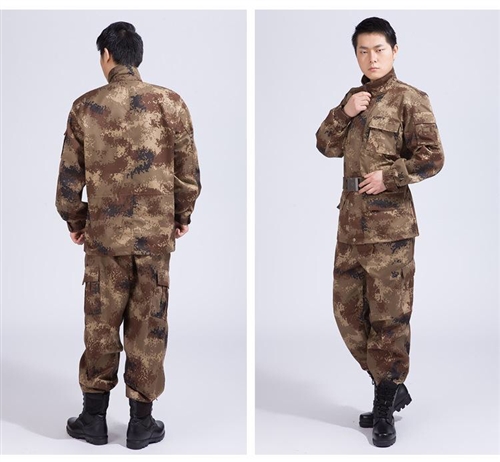 本人出售正品！二手！高仿！迷彩服！！各种君用品！酒！！需要加微信z15844608585